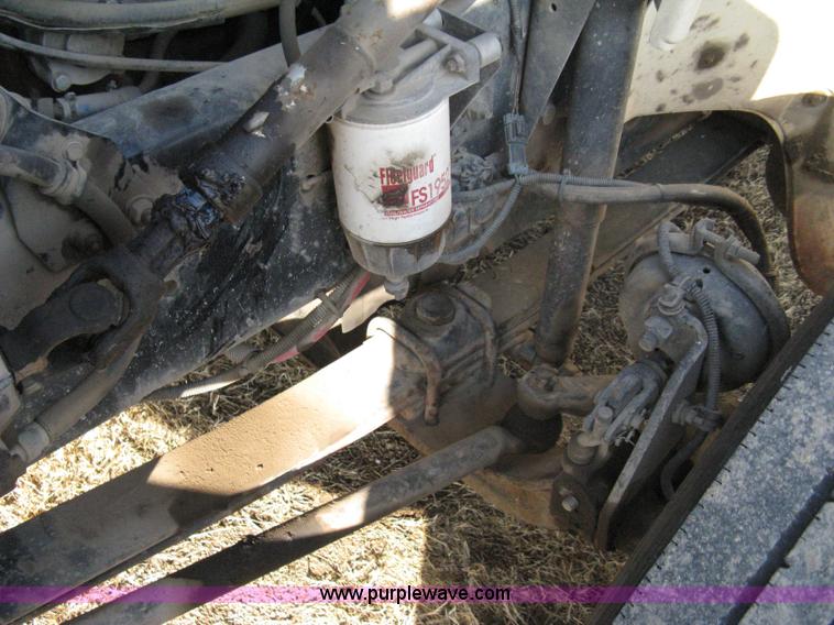 image for item 8210 1997 Freightliner FL70 business class dump truck