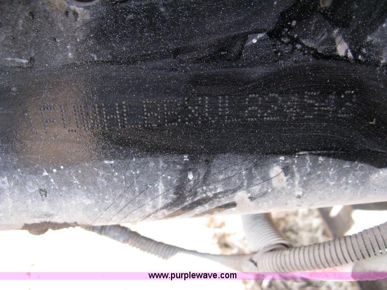 image for item 8210 1997 Freightliner FL70 business class dump truck