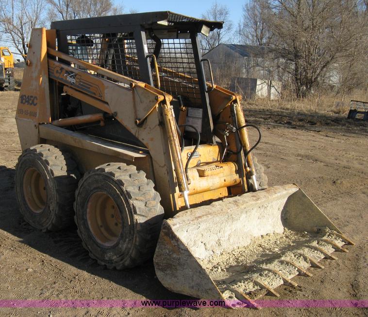 image for item 8217 2000 Case 1845 C skid loader