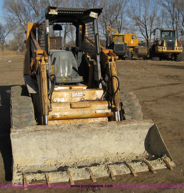 image for item 8217 2000 Case 1845 C skid loader