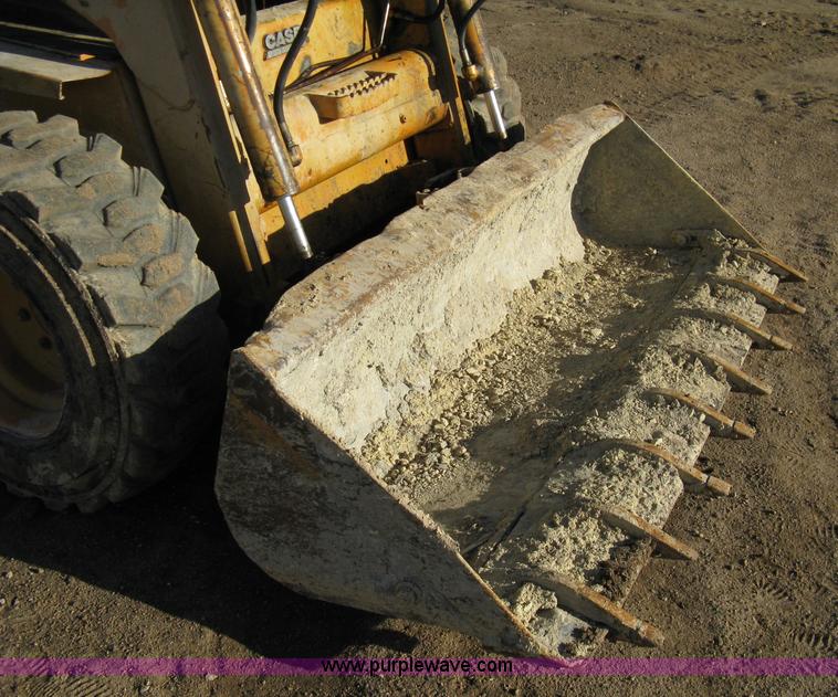 image for item 8217 2000 Case 1845 C skid loader