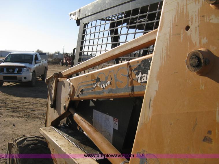 image for item 8217 2000 Case 1845 C skid loader