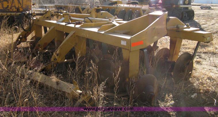 image for item 8218 Rome TRCH-20 construction grade 16' tandem offset disk