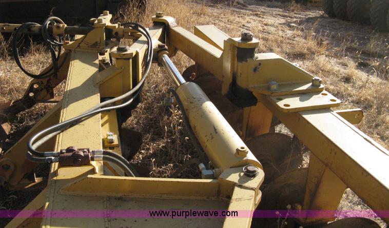 image for item 8218 Rome TRCH-20 construction grade 16' tandem offset disk