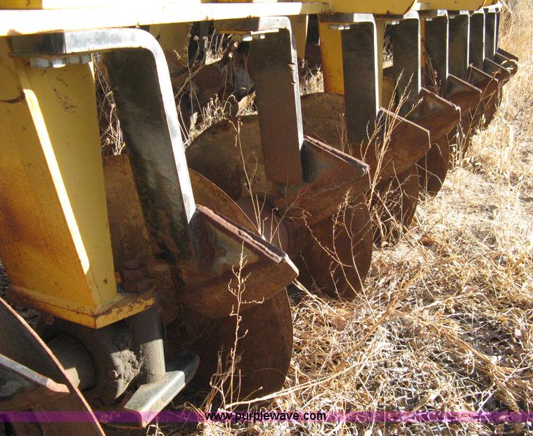 image for item 8218 Rome TRCH-20 construction grade 16' tandem offset disk