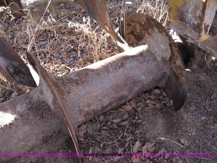 image for item 8218 Rome TRCH-20 construction grade 16' tandem offset disk