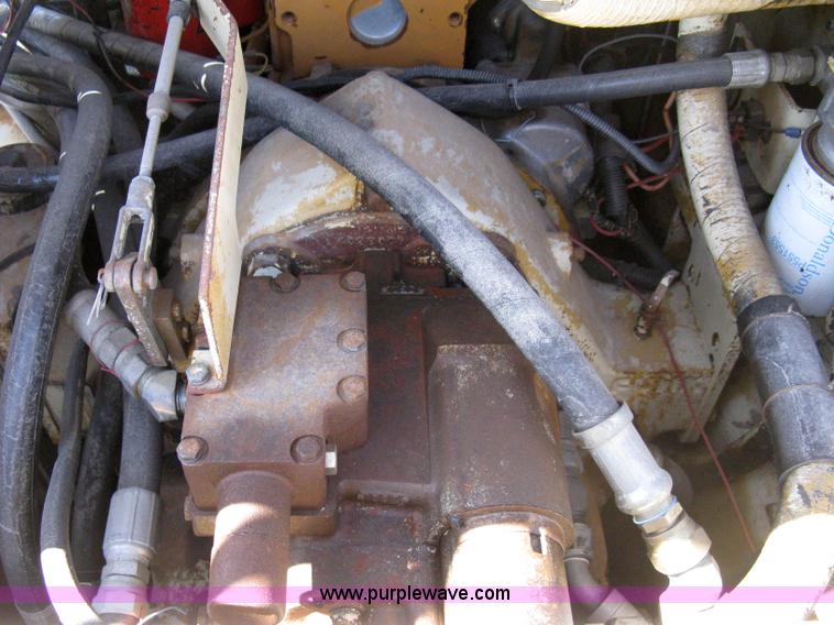 image for item 8223 Ingersoll Rand DD-90 vibratory compactor