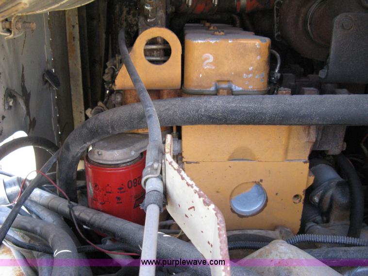 image for item 8223 Ingersoll Rand DD-90 vibratory compactor