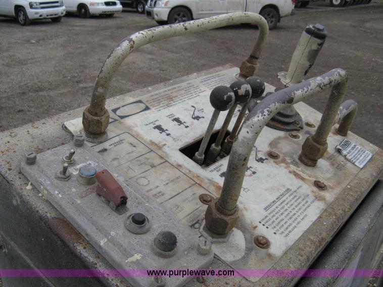 image for item 8234 Simon MPH 60 boom lift