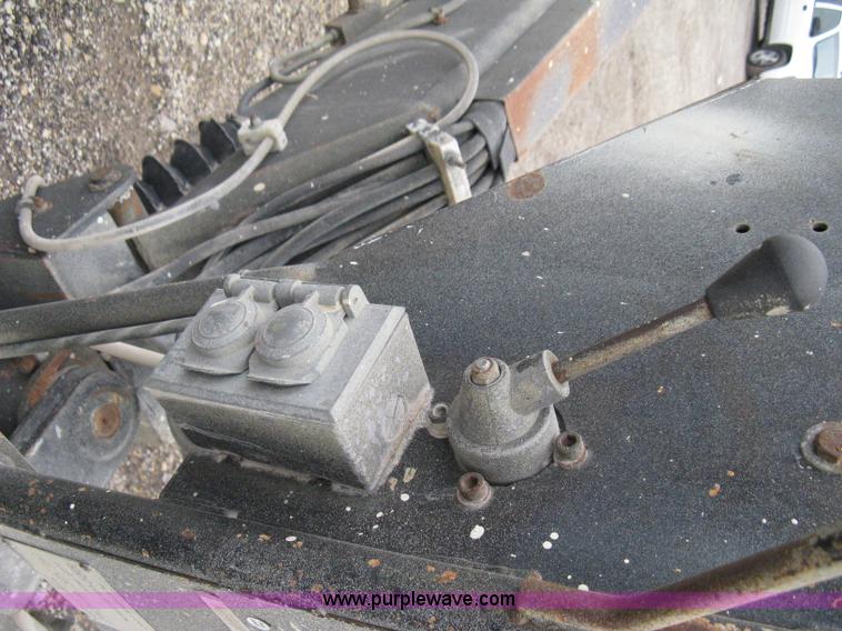 image for item 8234 Simon MPH 60 boom lift