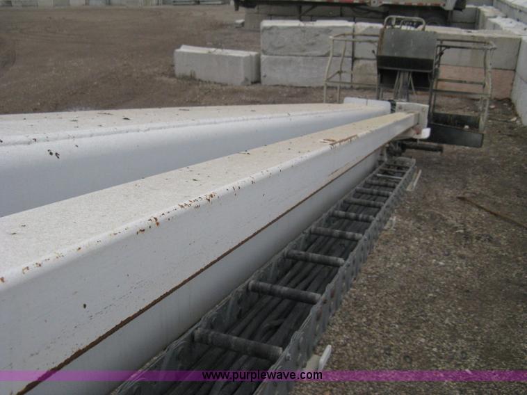 image for item 8234 Simon MPH 60 boom lift