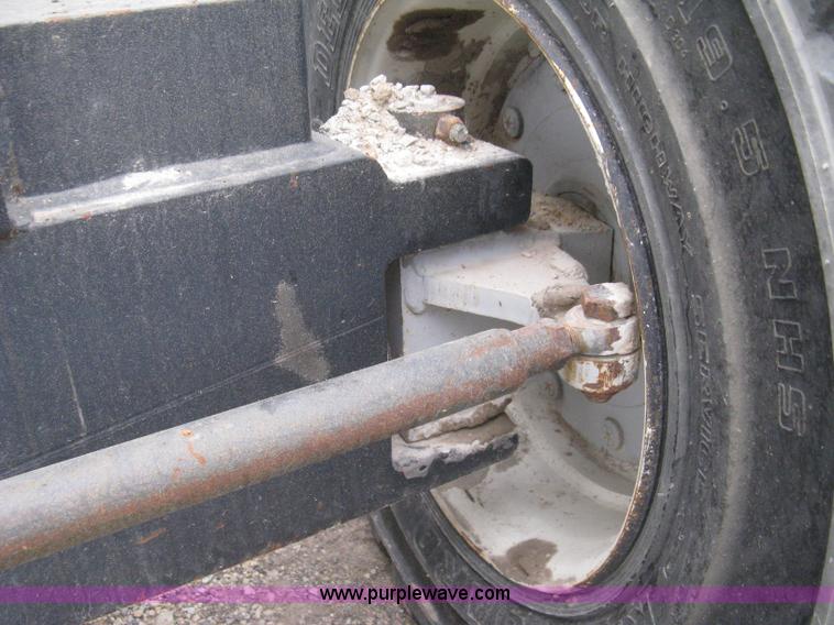 image for item 8234 Simon MPH 60 boom lift