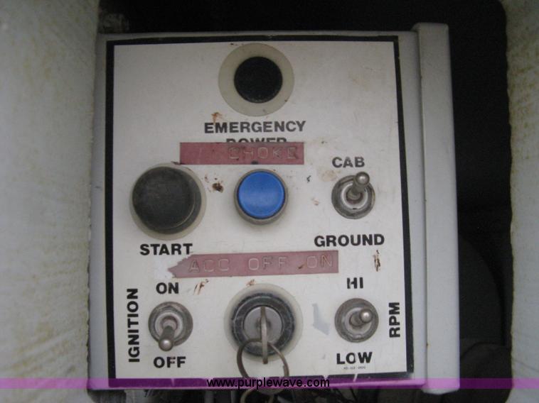 image for item 8234 Simon MPH 60 boom lift