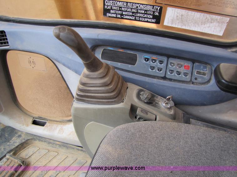 image for item 8364 2003 Case CX130 excavator