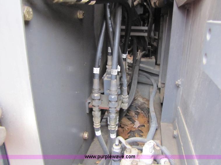 image for item 8364 2003 Case CX130 excavator