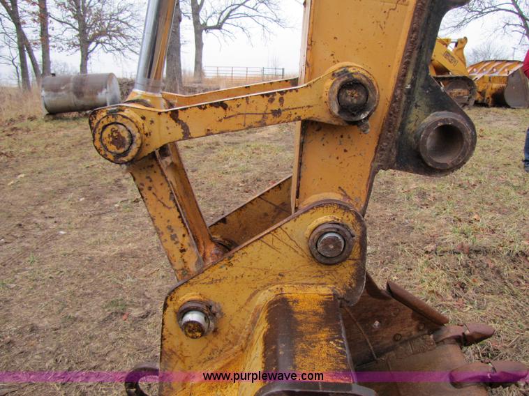 image for item 8364 2003 Case CX130 excavator