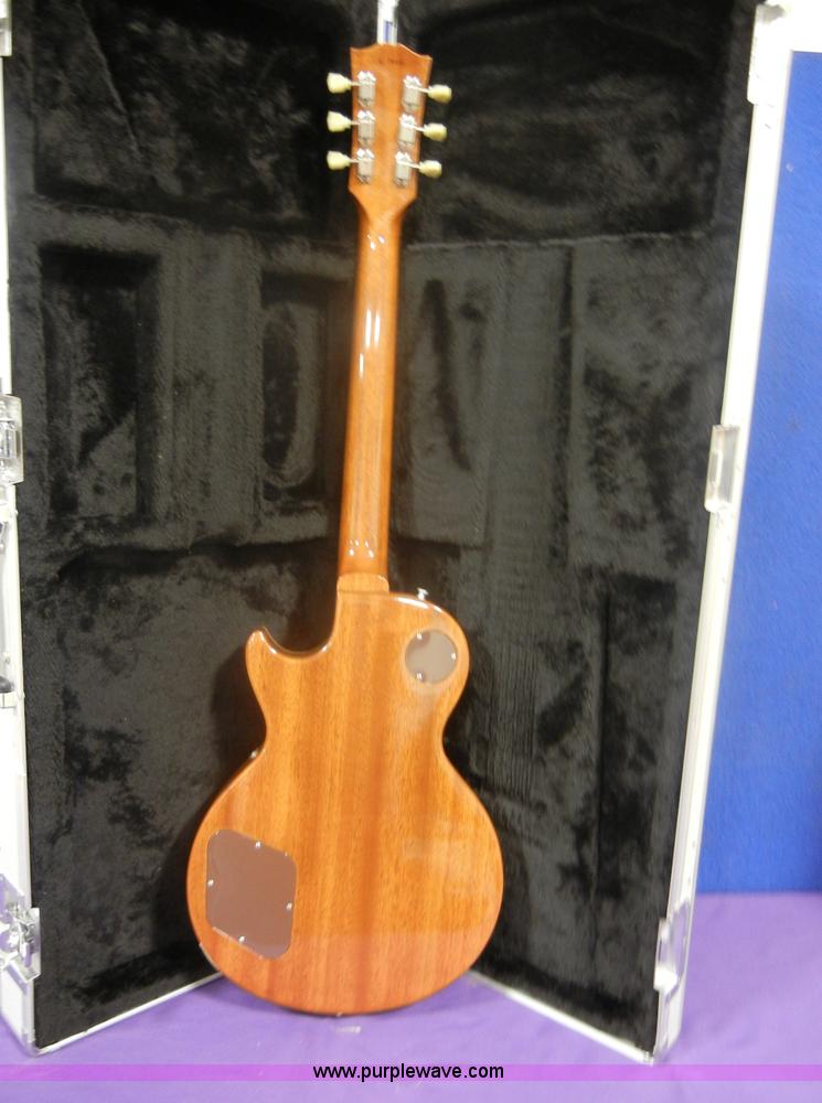 image for item 2042 Gibson Les Paul electric guitar