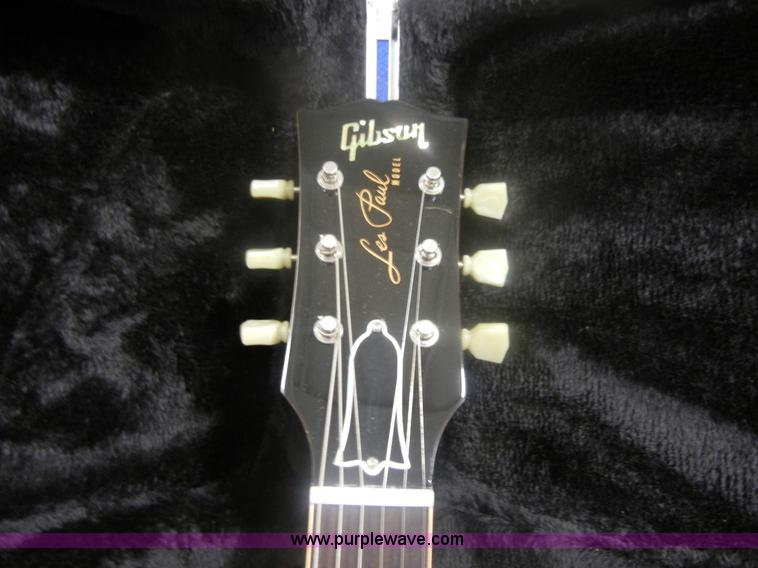 image for item 2042 Gibson Les Paul electric guitar