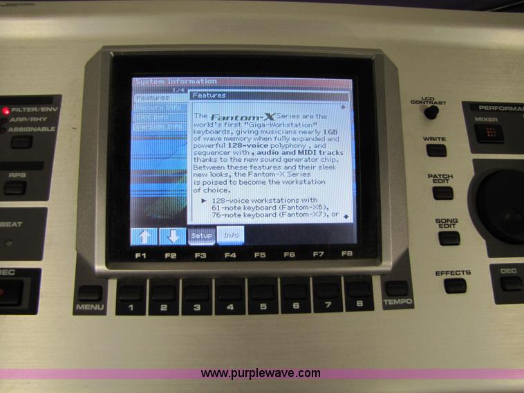image for item 2078 Roland Fantom X8 workstation keyboard