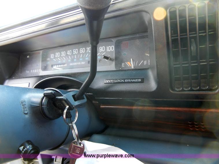 image for item 2225 1997 Buick LeSabre Custom