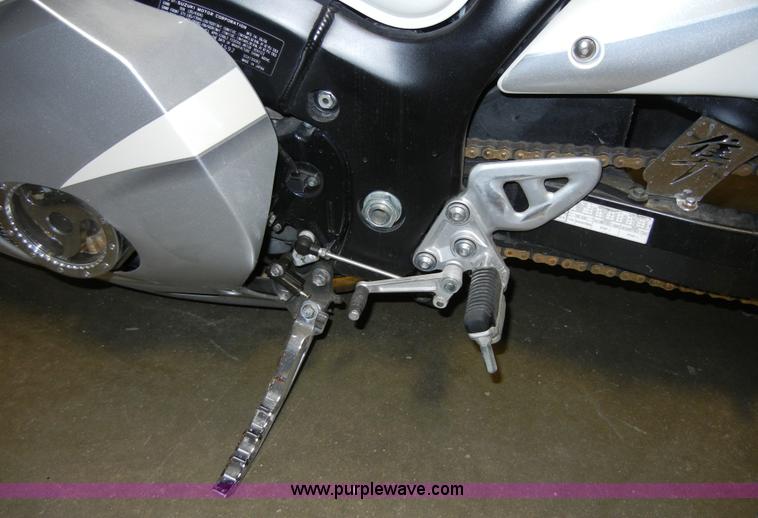 image for item 2231 2006 Suzuki Hayabusa GSX1300R motorcycle