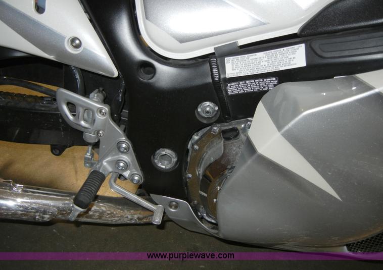 image for item 2231 2006 Suzuki Hayabusa GSX1300R motorcycle