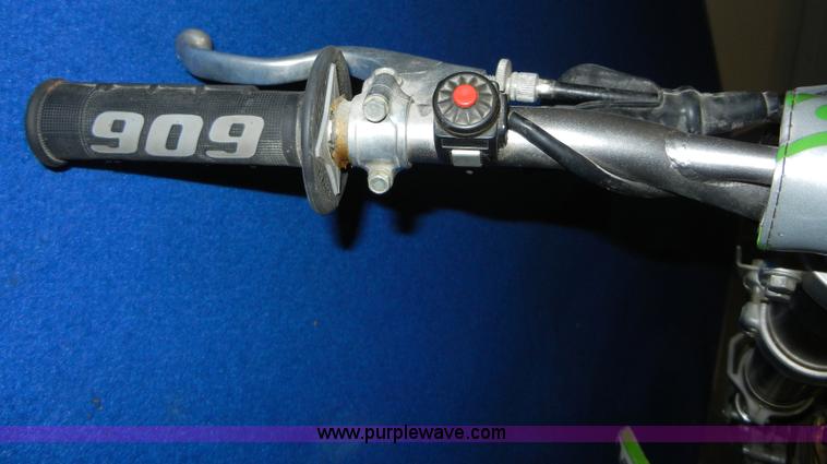 image for item 2232 2003 Kawasaki 125cc dirt bike