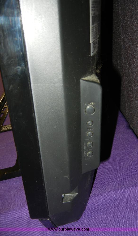 image for item 2270 Sanyo DP42849 42" flat screen TV