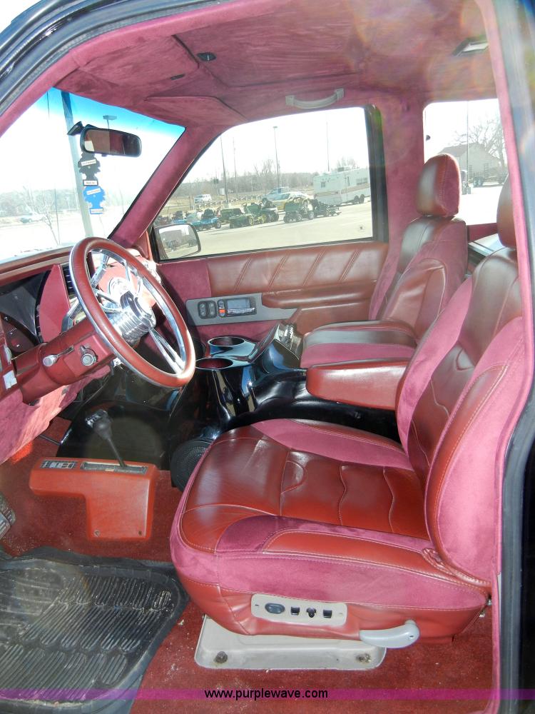 image for item 2328 1994 Chevrolet Silverado K1500 custom pickup truck