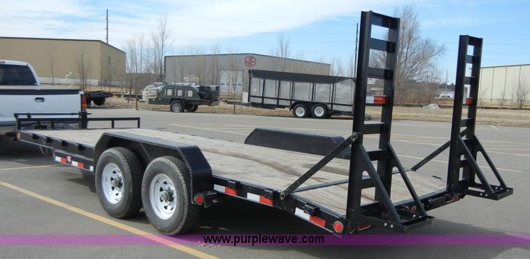 image for item 2331 2010 PJ 25' trailer