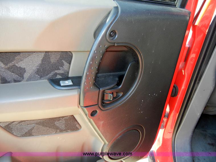 image for item 2351 2001 Pontiac Aztec SUV