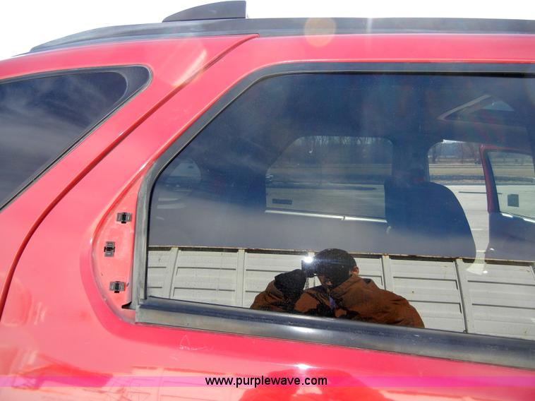 image for item 2351 2001 Pontiac Aztec SUV