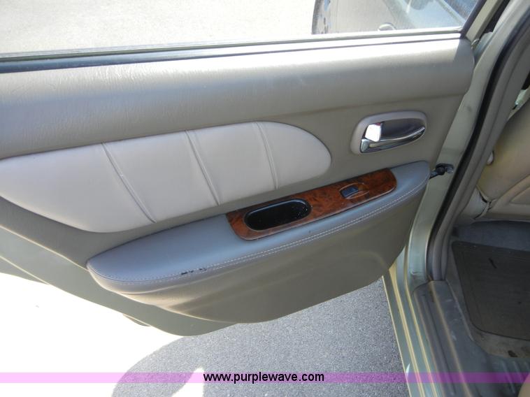 image for item 2377 2000 Hyundai Sonata GLS