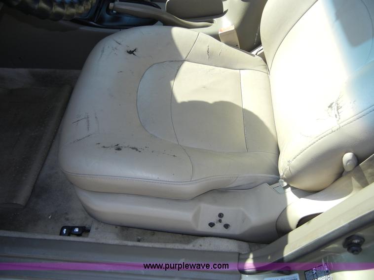image for item 2377 2000 Hyundai Sonata GLS
