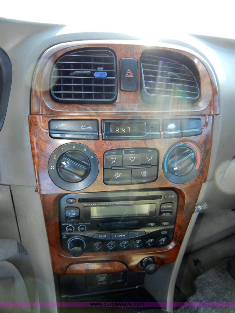 image for item 2377 2000 Hyundai Sonata GLS
