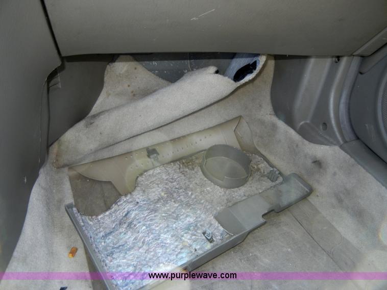 image for item 2377 2000 Hyundai Sonata GLS