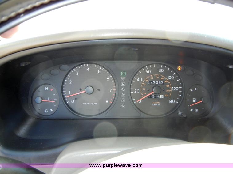 image for item 2377 2000 Hyundai Sonata GLS