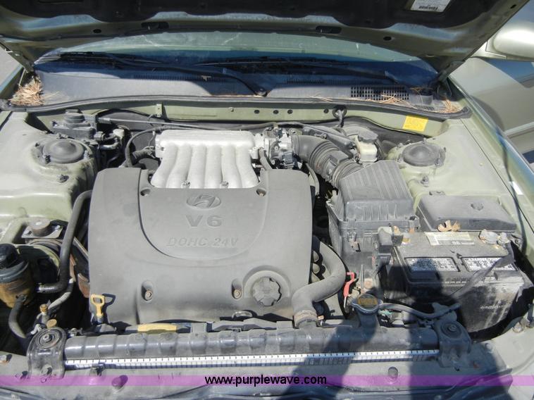 image for item 2377 2000 Hyundai Sonata GLS