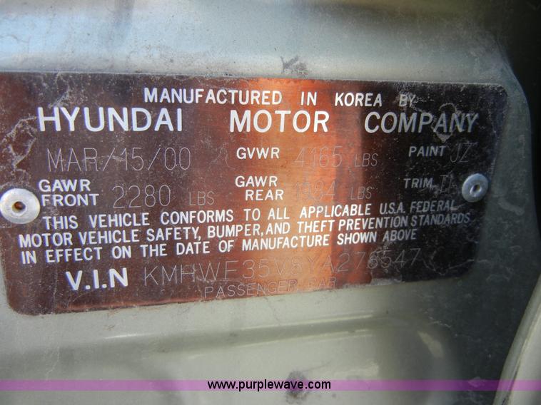 image for item 2377 2000 Hyundai Sonata GLS