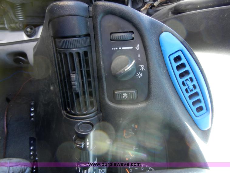 image for item 2378 1995 Chevrolet Camaro