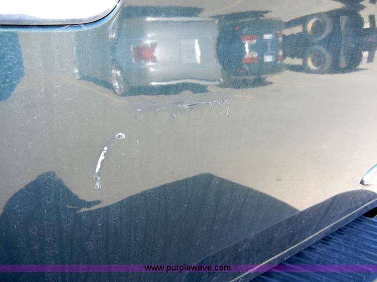 image for item 2380 2002 Ford F150 XL pickup truck