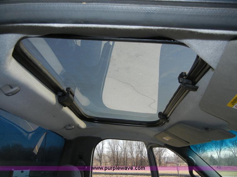 image for item 2380 2002 Ford F150 XL pickup truck