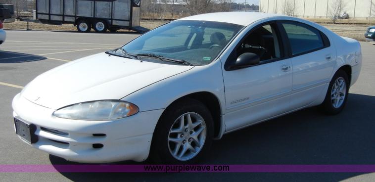 image for item 2381 1998 Dodge Intrepid