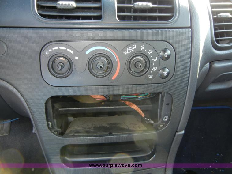 image for item 2381 1998 Dodge Intrepid