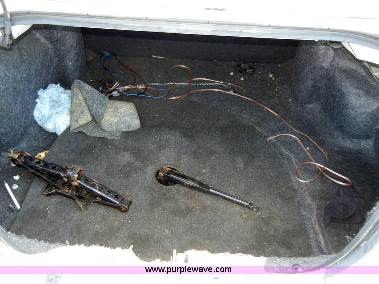 image for item 2381 1998 Dodge Intrepid