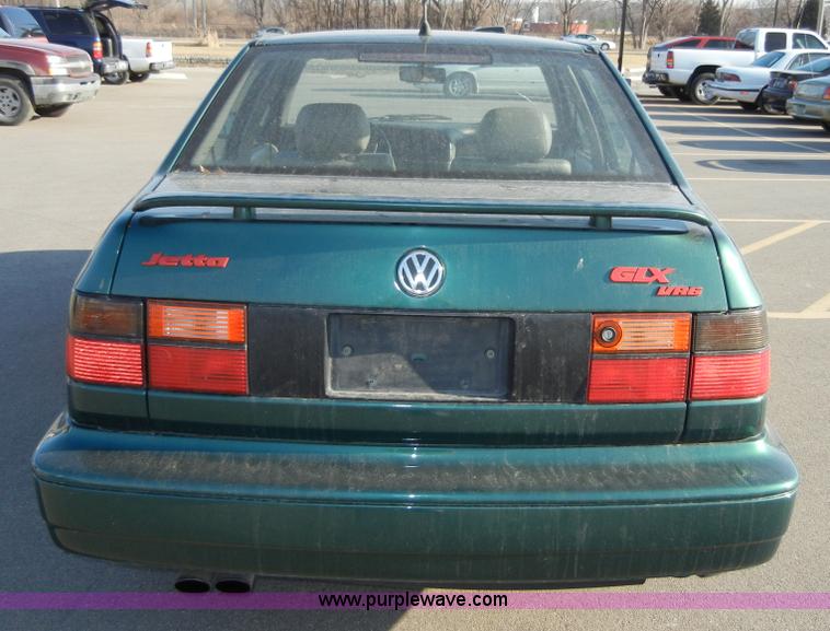 image for item 2382 1996 Volkswagen Jetta GLX