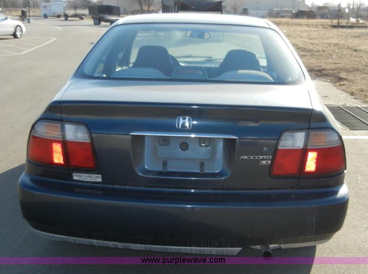 image for item 2383 1997 Honda Accord LX
