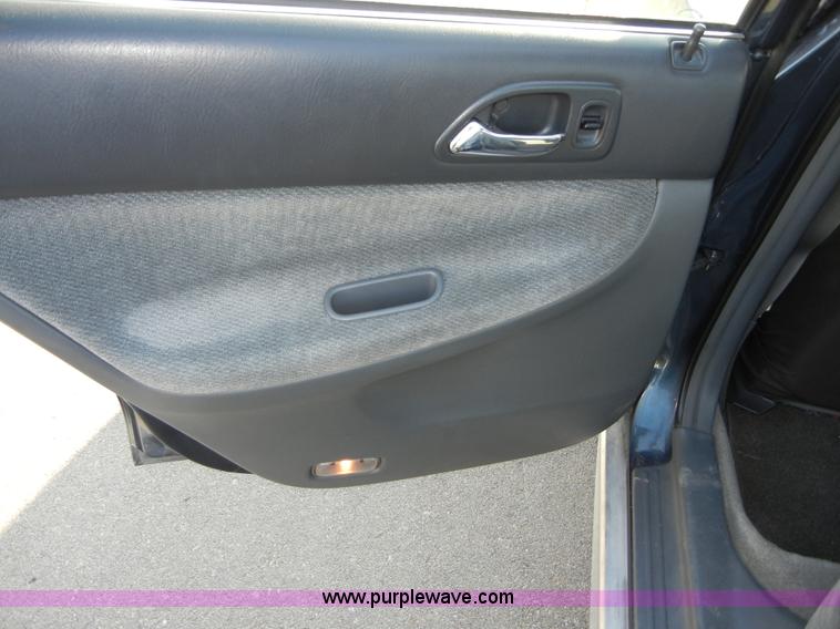 image for item 2383 1997 Honda Accord LX