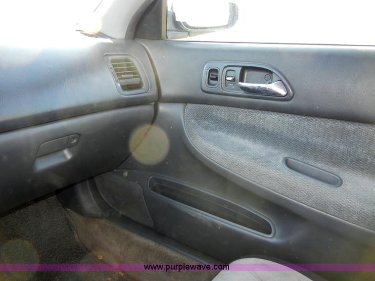 image for item 2383 1997 Honda Accord LX