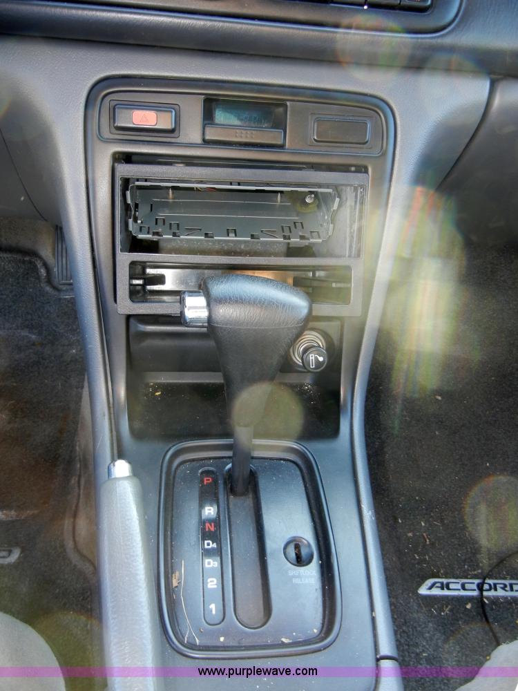 image for item 2383 1997 Honda Accord LX